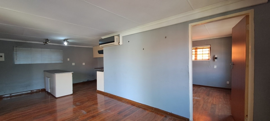 To Let 1 Bedroom Property for Rent in Staffords Hill Free State
